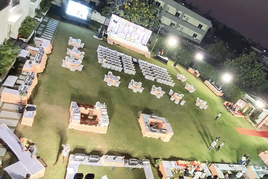 alt-text Lawn | Renest Gandhidham | Gujarat 1